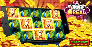 Tampilan aplikasi rpvip8 dengan feed turnamen Free Fire dan akses kasino live